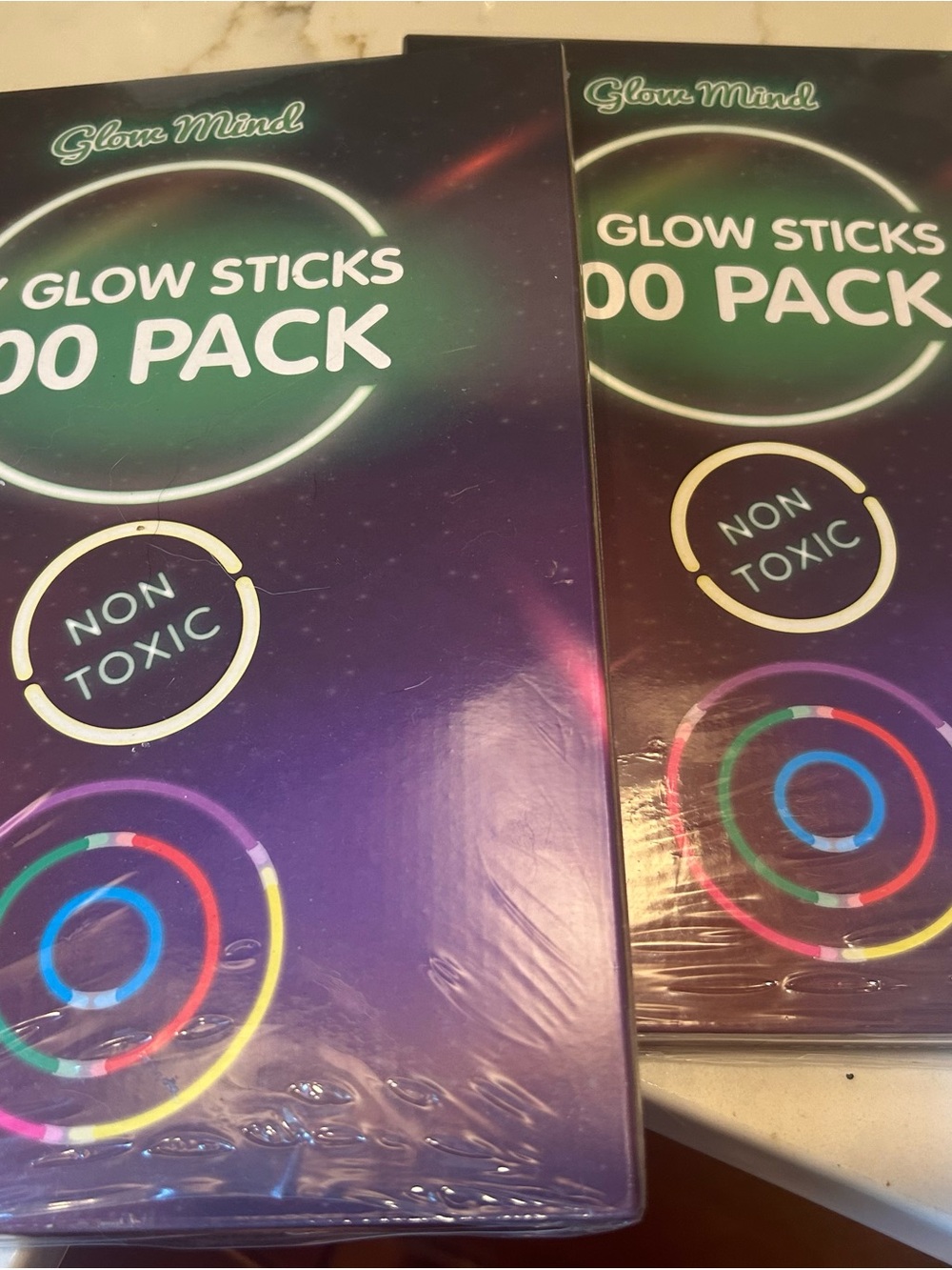Glow Mind Glow Sticks 100 Pack - Multicolor